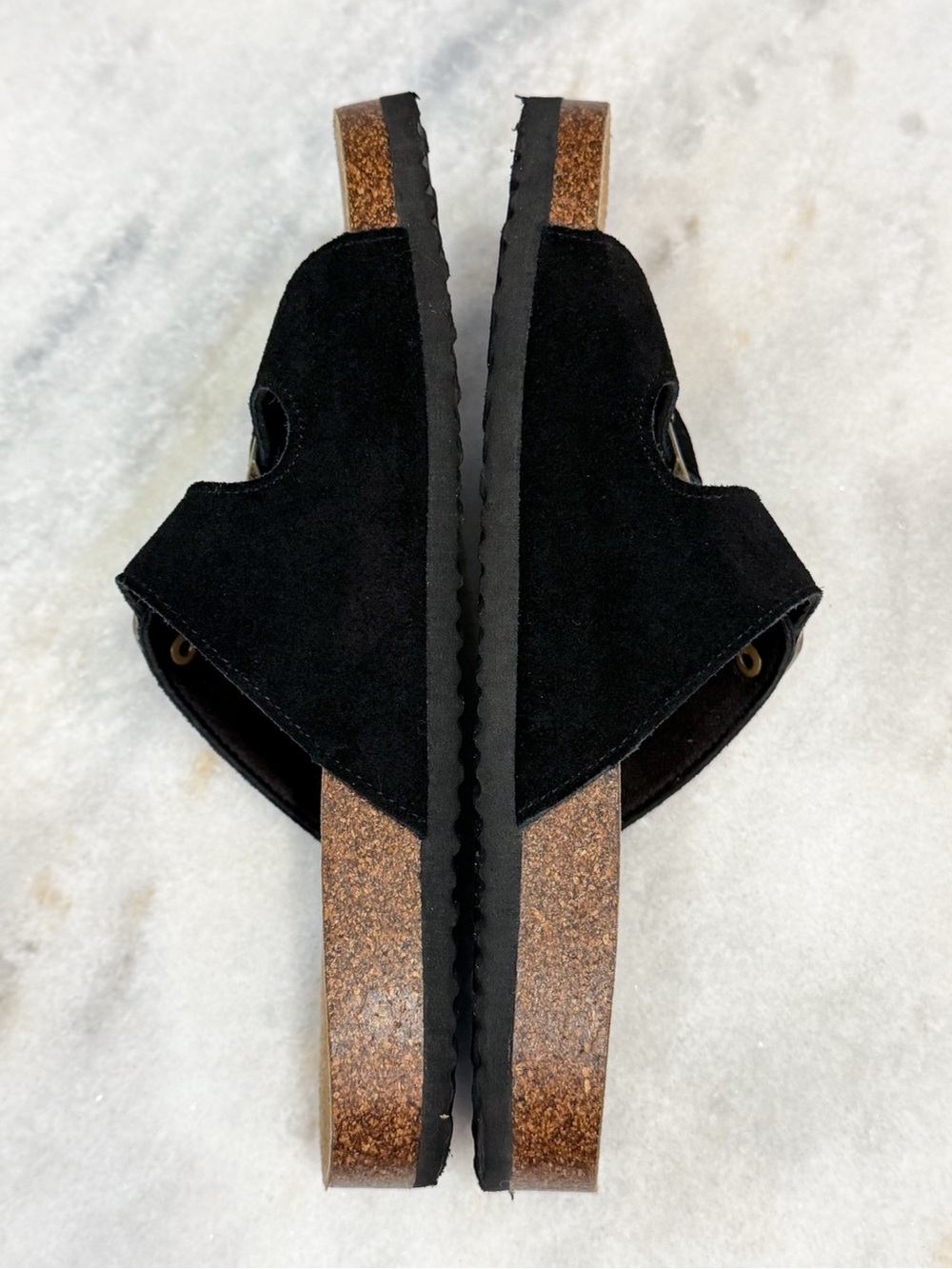 KHOMBU Women’s Black Suede Double Buckle Slide Sandals Size 7 - Picture 8 of 9